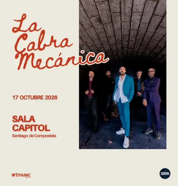 La banda La Cabra Mecánica actuando en concierto.