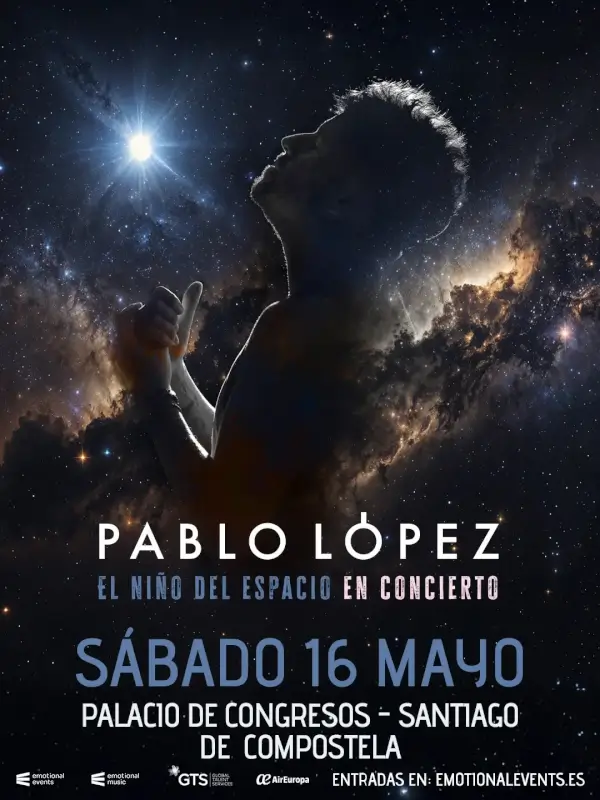 Imagen de Pablo López actuando en un escenario.